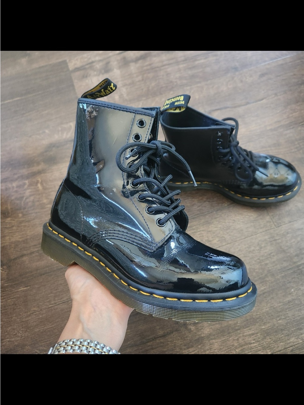 Doc Martens Dr. Martens black boots shoes size 6